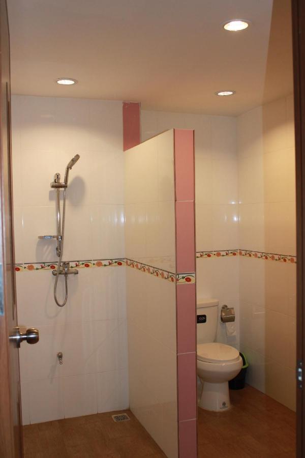 Menam Resort Nakhon Pathom Exterior photo