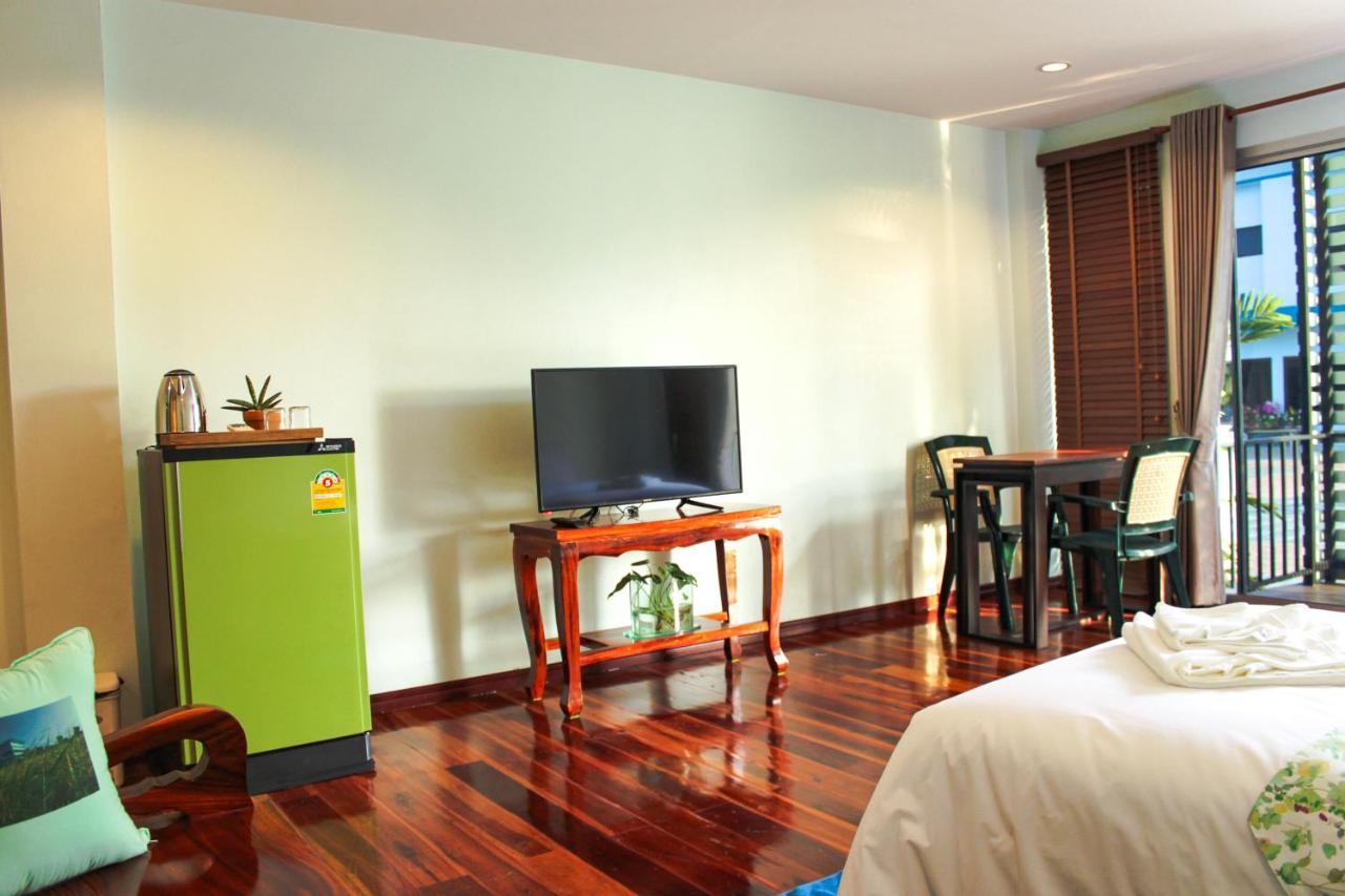 Menam Resort Nakhon Pathom Exterior photo
