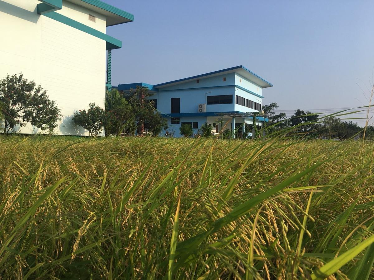 Menam Resort Nakhon Pathom Exterior photo