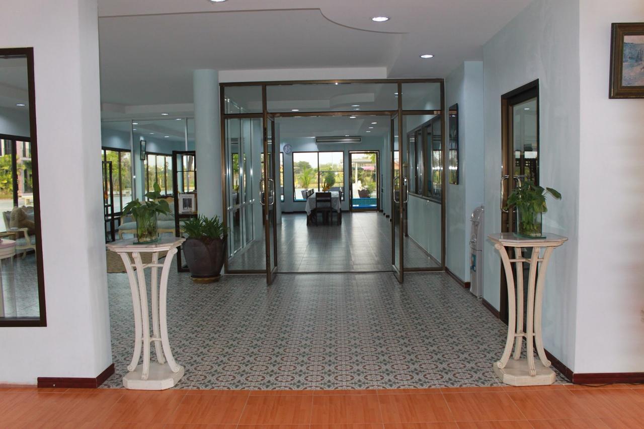 Menam Resort Nakhon Pathom Exterior photo