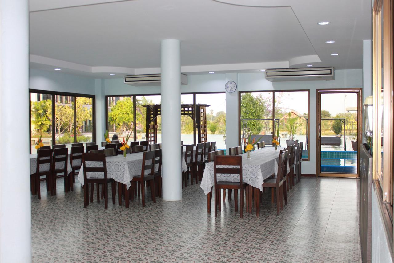 Menam Resort Nakhon Pathom Exterior photo