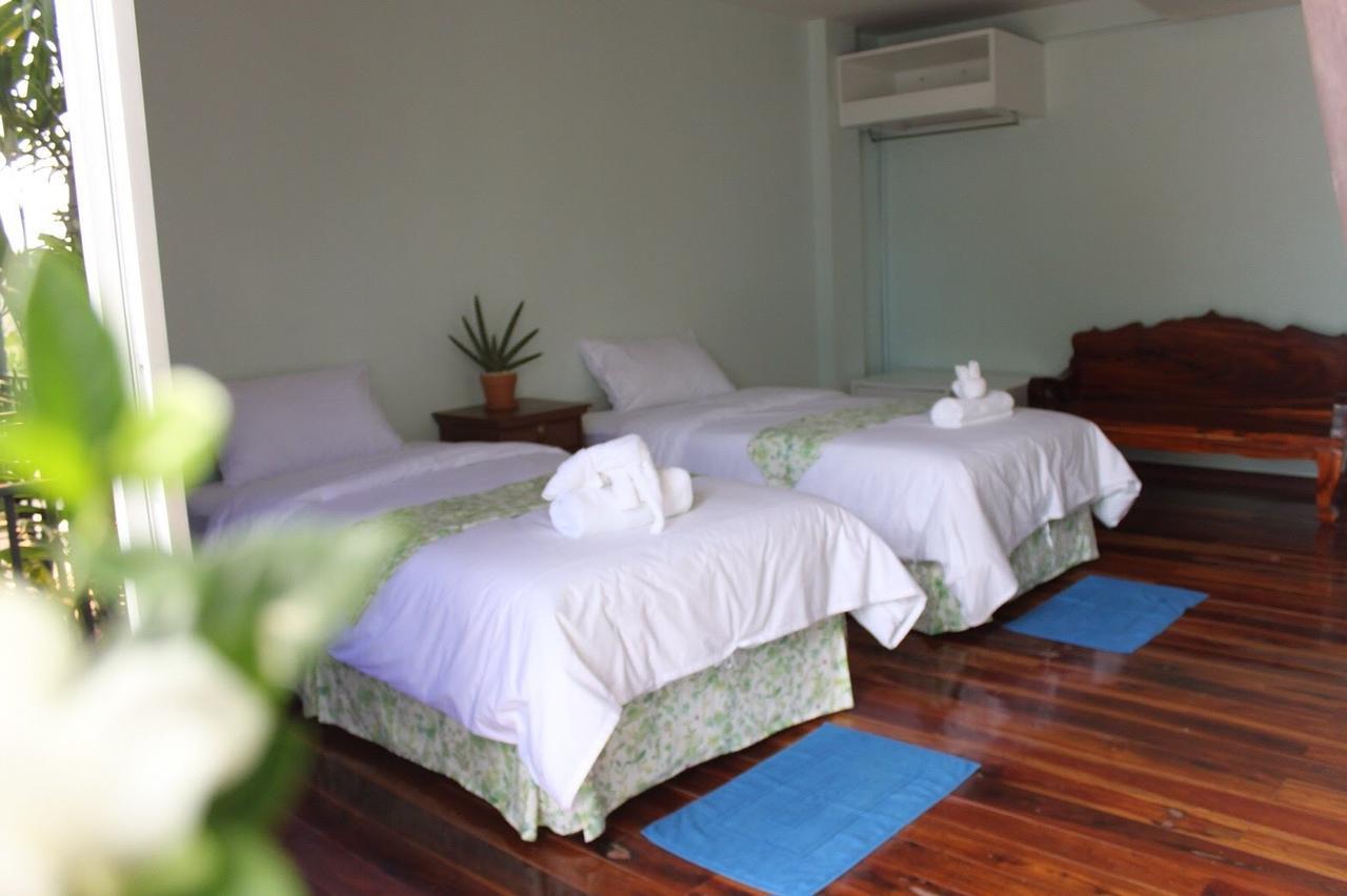 Menam Resort Nakhon Pathom Exterior photo